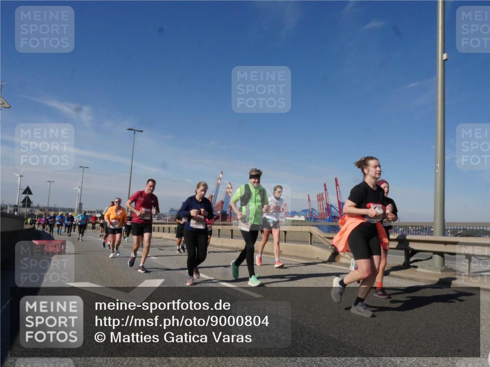 03.10.2025 - Köhlbrandbrückenlauf Matties Gatica Varas http://msf.ph/oto/9000804 03.10.2025 12:53:57 Position 2  meine-sportfotos.de