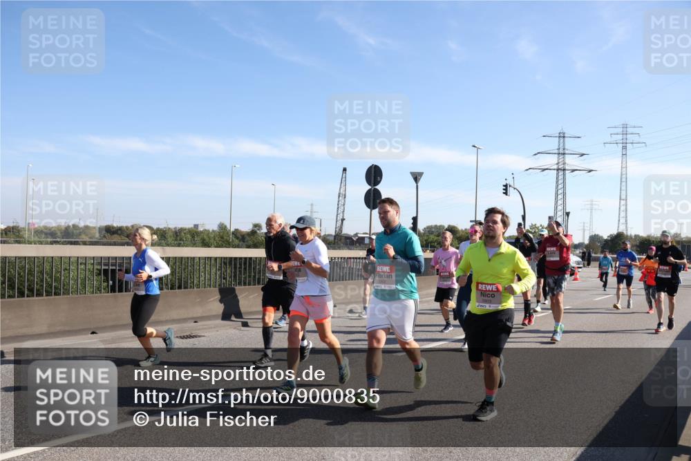 03.10.2025 - Köhlbrandbrückenlauf Julia Fischer http://msf.ph/oto/9000835 03.10.2025 12:16:11 Position 3 5903 meine-sportfotos.de