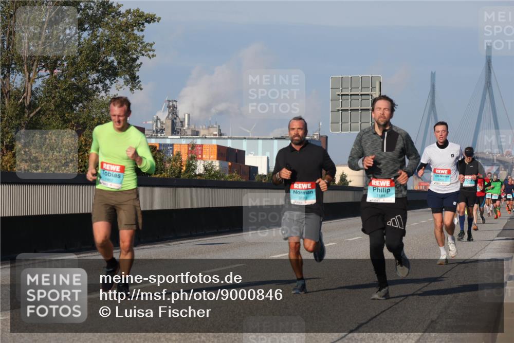 03.10.2025 - Köhlbrandbrückenlauf Luisa Fischer http://msf.ph/oto/9000846 03.10.2025 10:42:53 Position 3 1462, 1184, 3193 meine-sportfotos.de