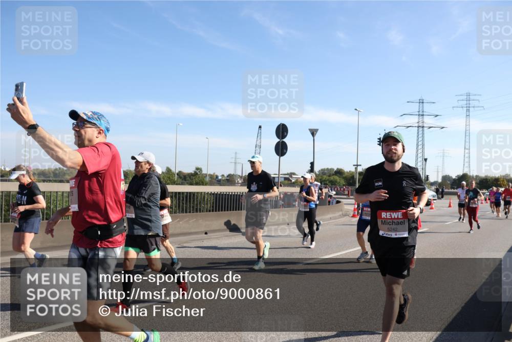 03.10.2025 - Köhlbrandbrückenlauf Julia Fischer http://msf.ph/oto/9000861 03.10.2025 12:16:13 Position 3 5242 meine-sportfotos.de