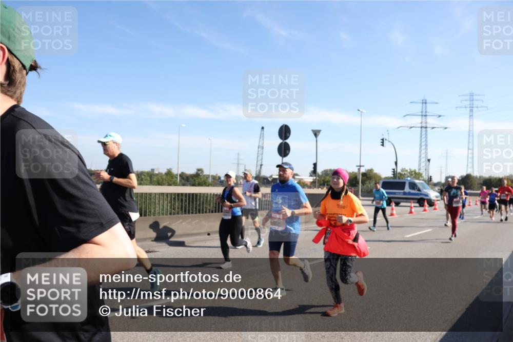 03.10.2025 - Köhlbrandbrückenlauf Julia Fischer http://msf.ph/oto/9000864 03.10.2025 12:16:14 Position 3  meine-sportfotos.de