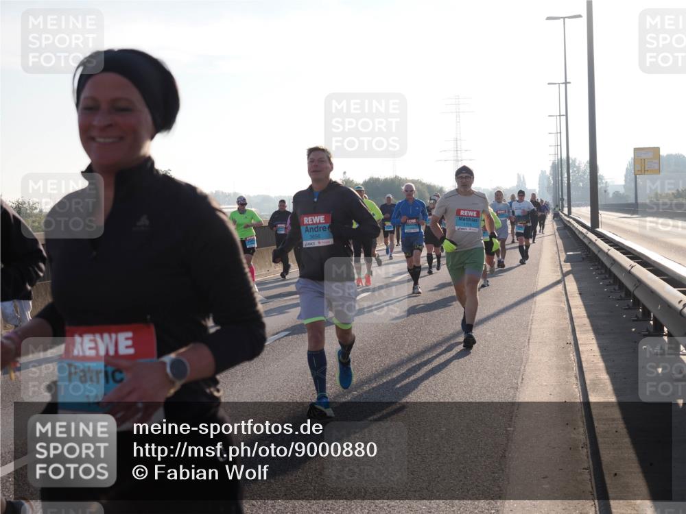 03.10.2025 - Köhlbrandbrückenlauf Fabian Wolf http://msf.ph/oto/9000880 03.10.2025 09:17:21 Position 3 145, 3656 meine-sportfotos.de