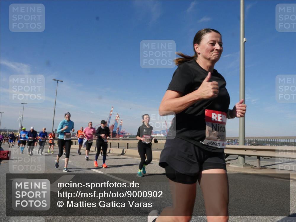 03.10.2025 - Köhlbrandbrückenlauf Matties Gatica Varas http://msf.ph/oto/9000902 03.10.2025 12:54:04 Position 2 6652 meine-sportfotos.de