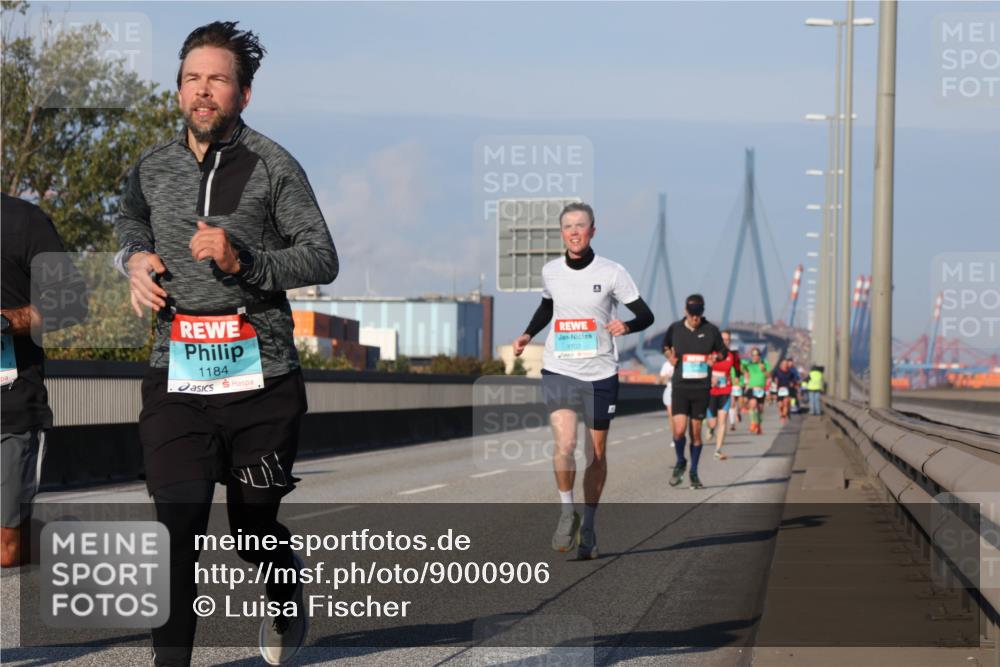 03.10.2025 - Köhlbrandbrückenlauf Luisa Fischer http://msf.ph/oto/9000906 03.10.2025 10:42:55 Position 3 1184, 3702 meine-sportfotos.de