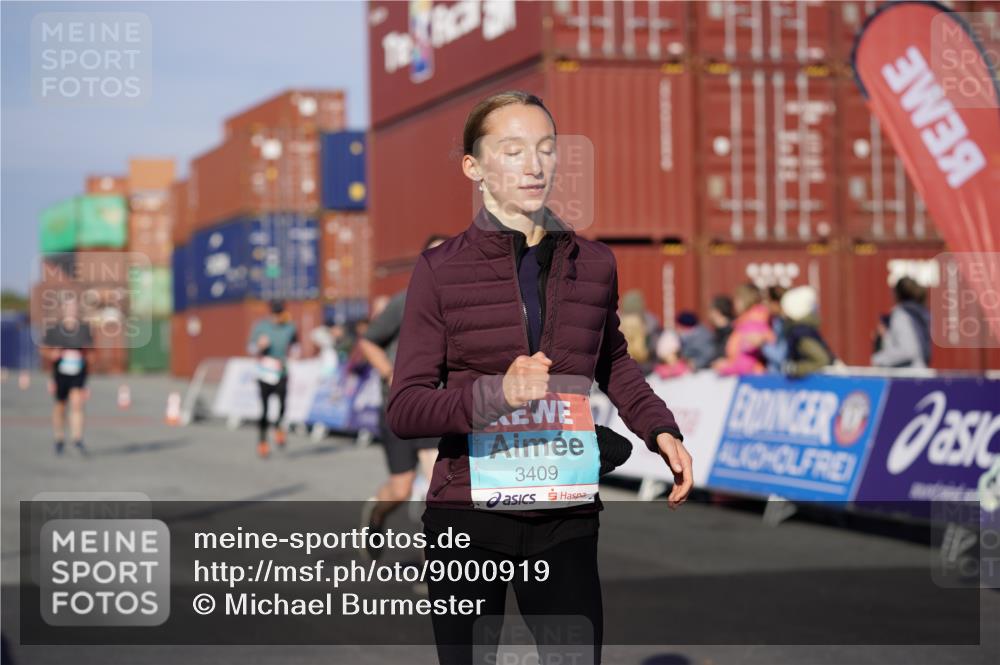 03.10.2025 - Köhlbrandbrückenlauf Michael Burmester http://msf.ph/oto/9000919 03.10.2025 10:05:07 Ziel 1033, 1211, 1239, 1346, 1359, 1622, 1944, 2920, 3409, 3721 meine-sportfotos.de