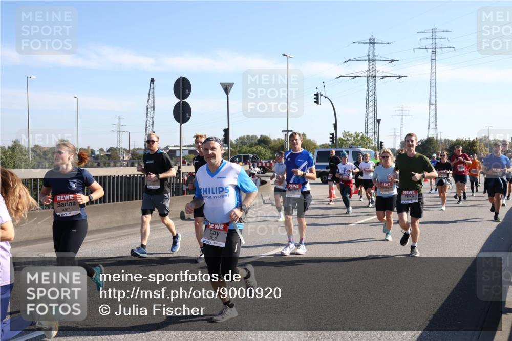 03.10.2025 - Köhlbrandbrückenlauf Julia Fischer http://msf.ph/oto/9000920 03.10.2025 12:16:26 Position 3 4671, 352 meine-sportfotos.de