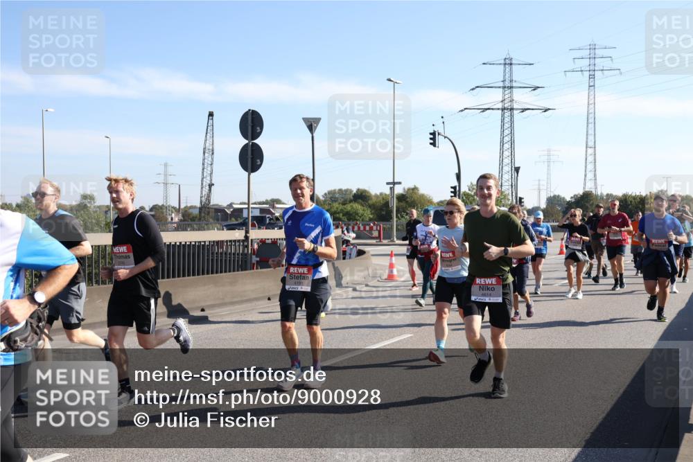 03.10.2025 - Köhlbrandbrückenlauf Julia Fischer http://msf.ph/oto/9000928 03.10.2025 12:16:27 Position 3 4191, 4614 meine-sportfotos.de