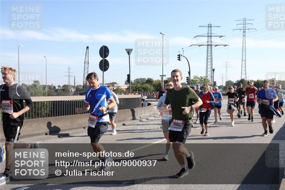 03.10.2025 - Köhlbrandbrückenlauf Julia Fischer http://msf.ph/oto/9000937 03.10.2025 12:16:27 Position 3 5745, 4191, 4544, 4614 meine-sportfotos.de