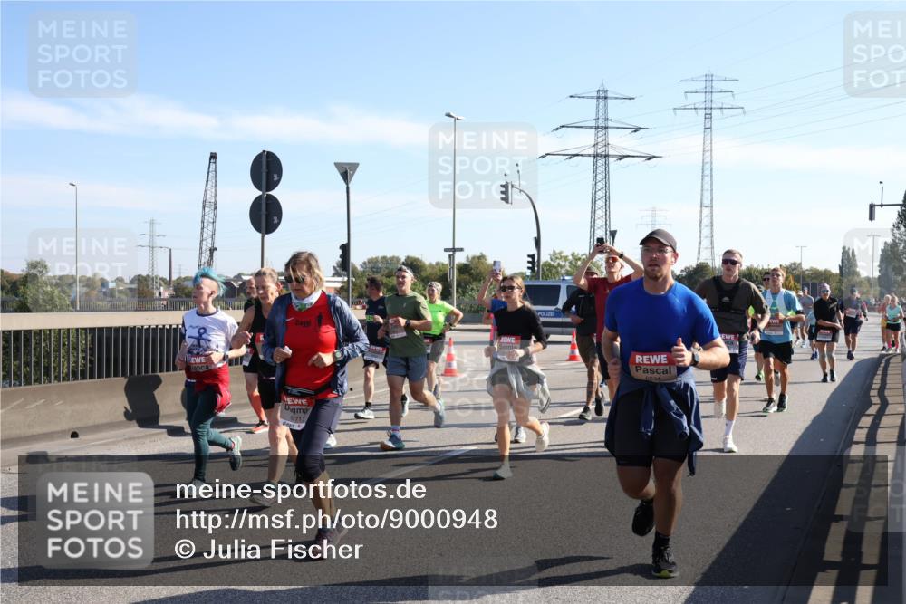 03.10.2025 - Köhlbrandbrückenlauf Julia Fischer http://msf.ph/oto/9000948 03.10.2025 12:16:29 Position 3 6271, 6034 meine-sportfotos.de