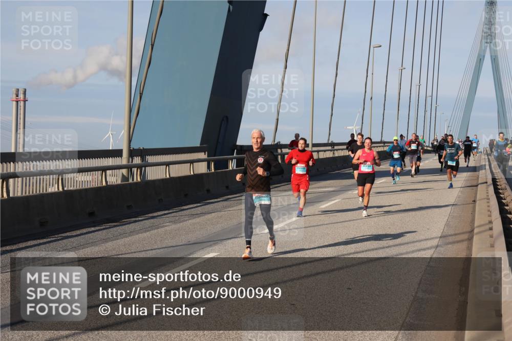 03.10.2025 - Köhlbrandbrückenlauf Julia Fischer http://msf.ph/oto/9000949 03.10.2025 09:37:06 Position 2  meine-sportfotos.de