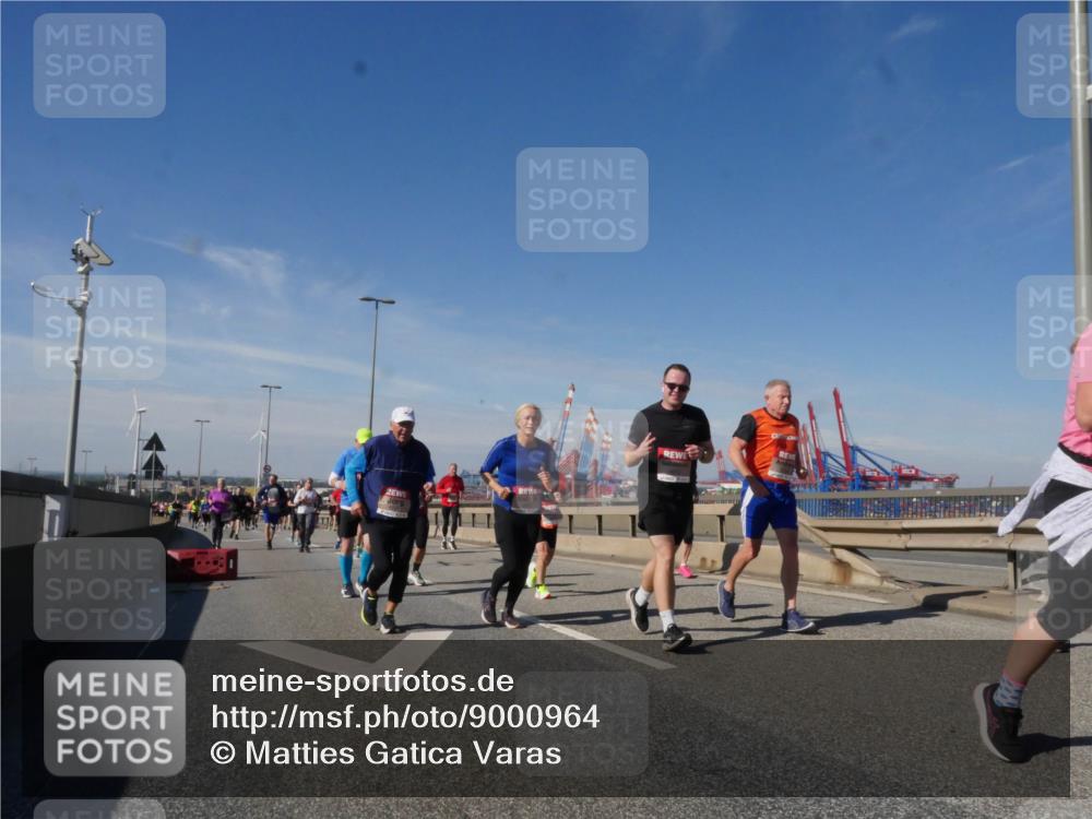 03.10.2025 - Köhlbrandbrückenlauf Matties Gatica Varas http://msf.ph/oto/9000964 03.10.2025 12:54:08 Position 2  meine-sportfotos.de