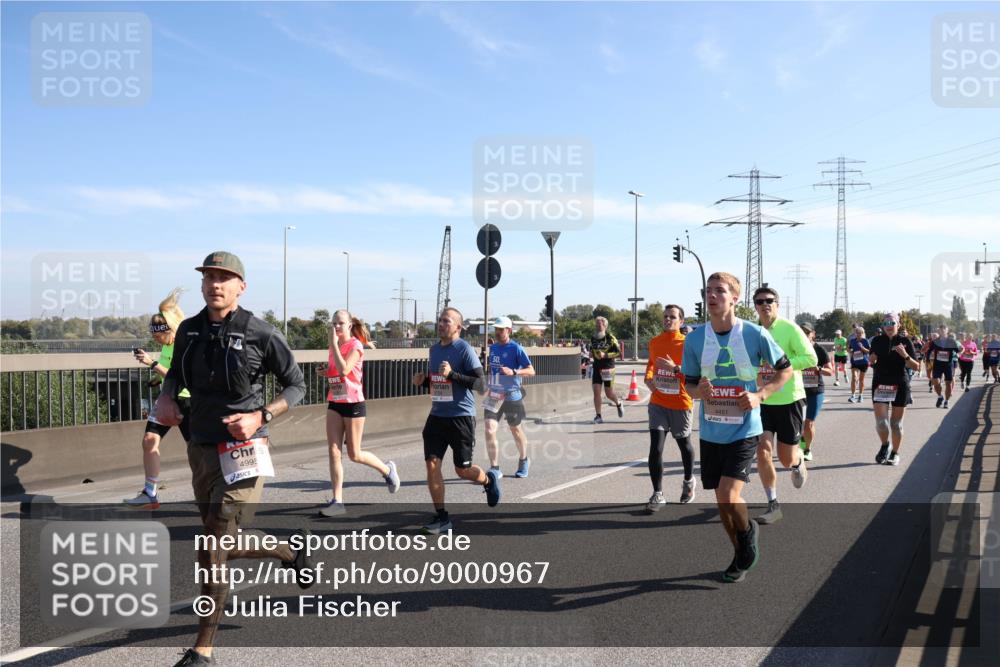 03.10.2025 - Köhlbrandbrückenlauf Julia Fischer http://msf.ph/oto/9000967 03.10.2025 12:16:33 Position 3 4995, 50, 4451 meine-sportfotos.de