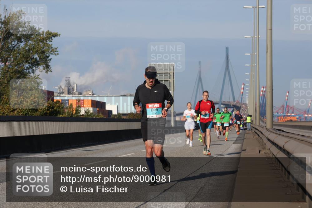 03.10.2025 - Köhlbrandbrückenlauf Luisa Fischer http://msf.ph/oto/9000981 03.10.2025 10:43:00 Position 3 3288 meine-sportfotos.de