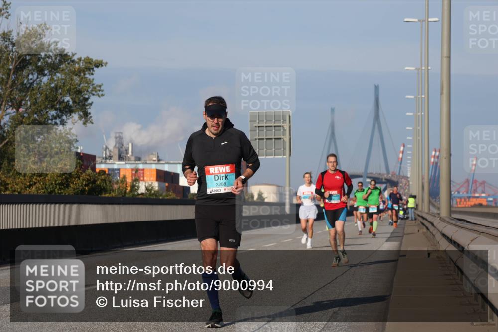 03.10.2025 - Köhlbrandbrückenlauf Luisa Fischer http://msf.ph/oto/9000994 03.10.2025 10:43:00 Position 3 3288 meine-sportfotos.de