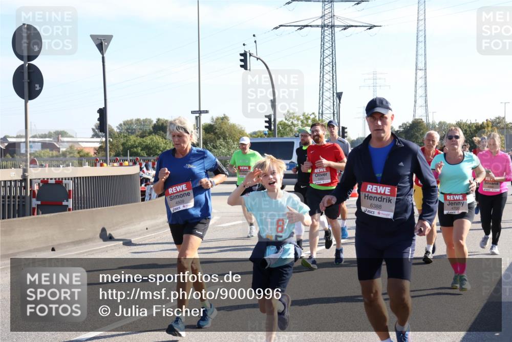 03.10.2025 - Köhlbrandbrückenlauf Julia Fischer http://msf.ph/oto/9000996 03.10.2025 12:16:37 Position 3 4509, 16, 6388, 4700 meine-sportfotos.de
