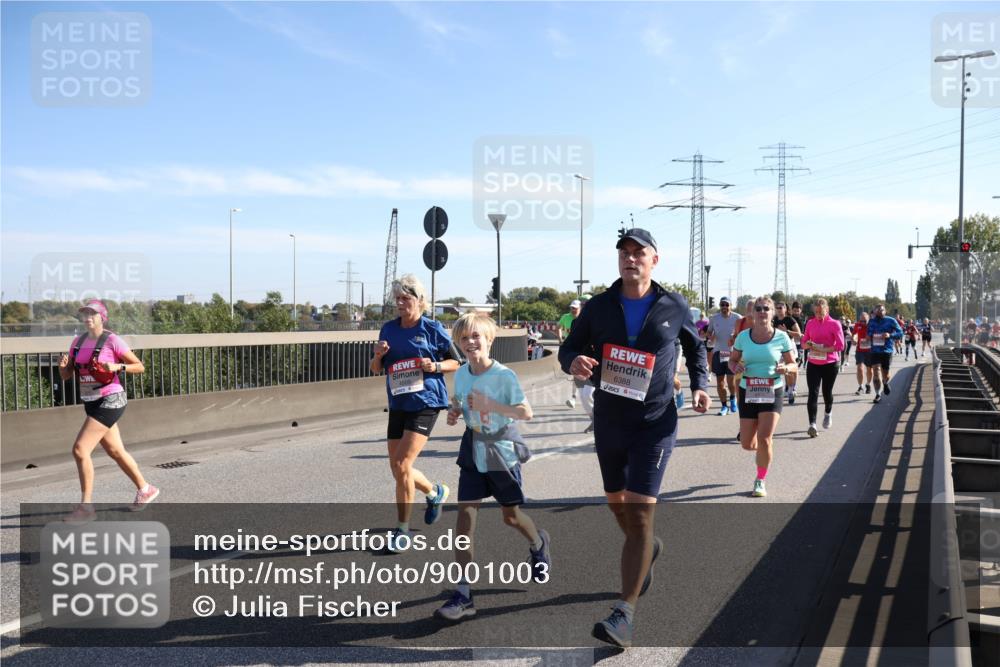 03.10.2025 - Köhlbrandbrückenlauf Julia Fischer http://msf.ph/oto/9001003 03.10.2025 12:16:38 Position 3 4509, 6388, 4700 meine-sportfotos.de
