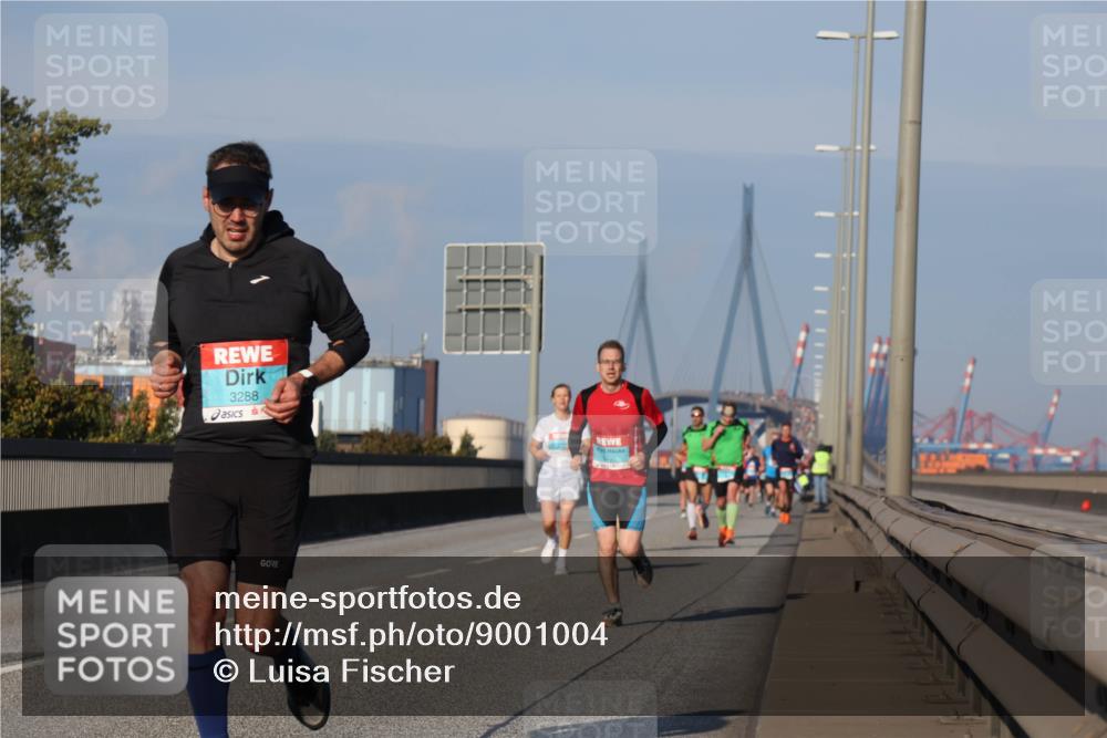 03.10.2025 - Köhlbrandbrückenlauf Luisa Fischer http://msf.ph/oto/9001004 03.10.2025 10:43:01 Position 3 3288 meine-sportfotos.de