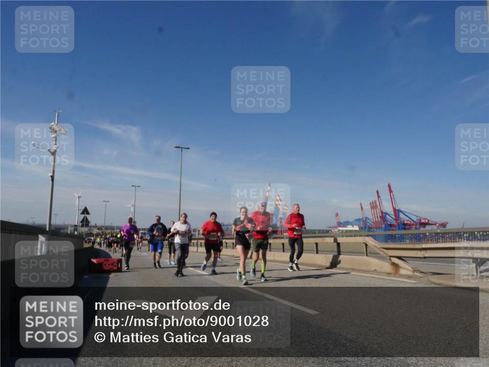 03.10.2025 - Köhlbrandbrückenlauf Matties Gatica Varas http://msf.ph/oto/9001028 03.10.2025 12:54:12 Position 2  meine-sportfotos.de