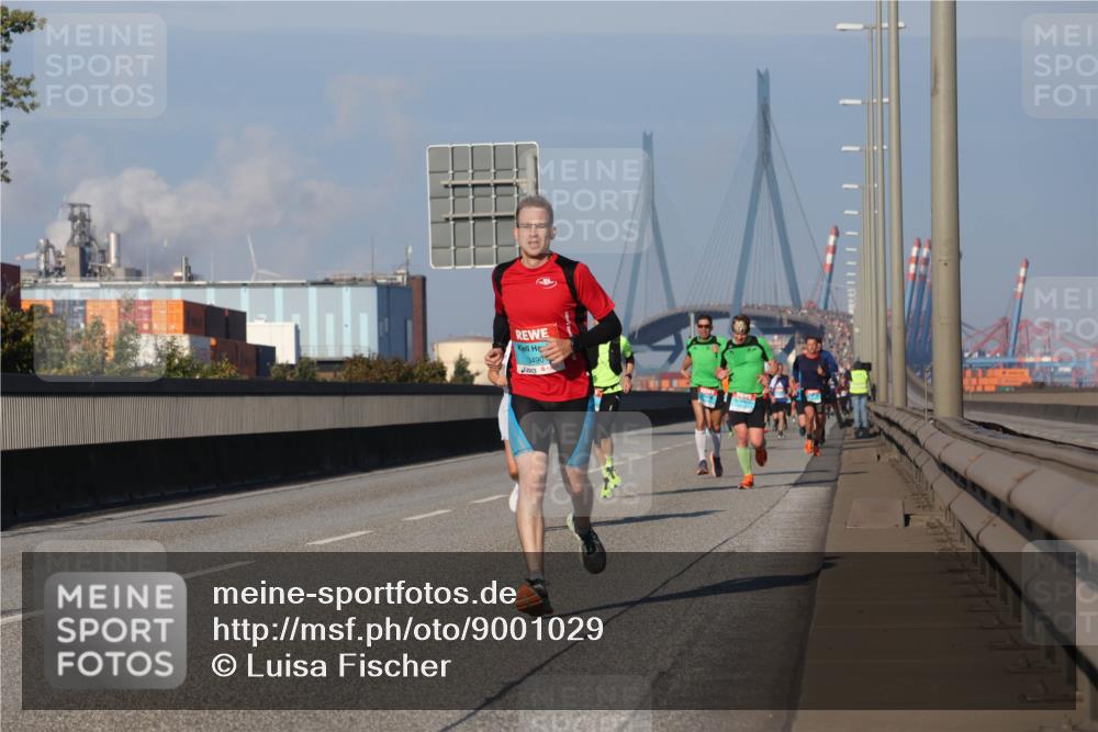 03.10.2025 - Köhlbrandbrückenlauf Luisa Fischer http://msf.ph/oto/9001029 03.10.2025 10:43:02 Position 3  meine-sportfotos.de