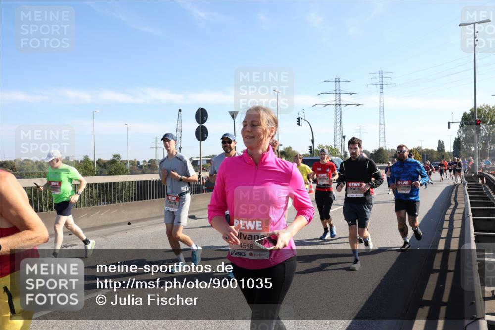 03.10.2025 - Köhlbrandbrückenlauf Julia Fischer http://msf.ph/oto/9001035 03.10.2025 12:16:41 Position 3 4568, 4236 meine-sportfotos.de