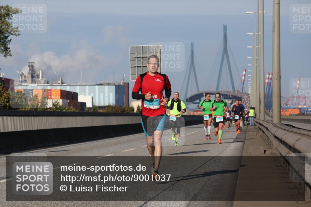 03.10.2025 - Köhlbrandbrückenlauf Luisa Fischer http://msf.ph/oto/9001037 03.10.2025 10:43:03 Position 3 3490 meine-sportfotos.de