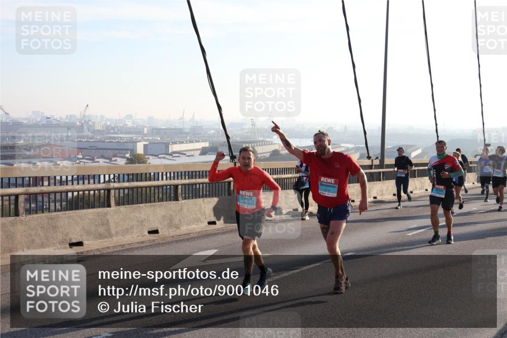 03.10.2025 - Köhlbrandbrückenlauf Julia Fischer http://msf.ph/oto/9001046 03.10.2025 09:23:01 Position 1 1165, 1273 meine-sportfotos.de