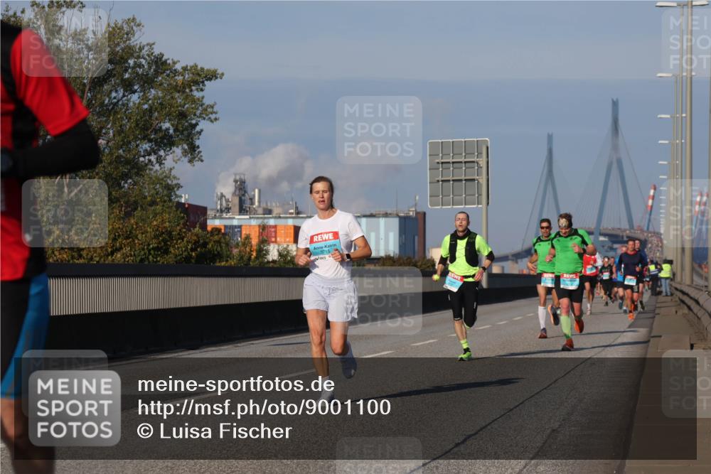 03.10.2025 - Köhlbrandbrückenlauf Luisa Fischer http://msf.ph/oto/9001100 03.10.2025 10:43:06 Position 3  meine-sportfotos.de