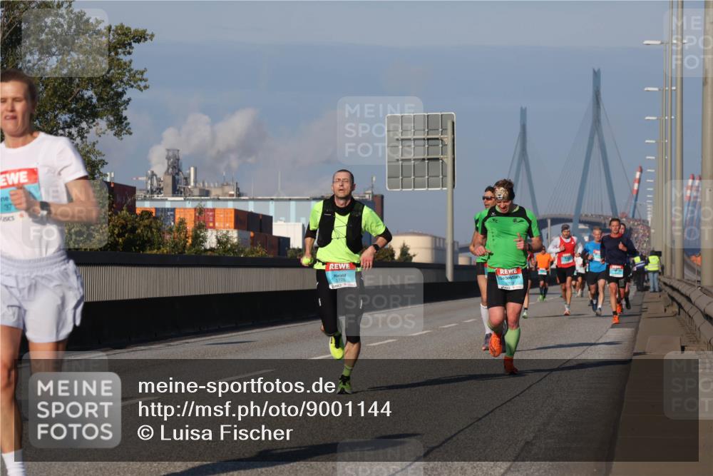 03.10.2025 - Köhlbrandbrückenlauf Luisa Fischer http://msf.ph/oto/9001144 03.10.2025 10:43:08 Position 3 37, 3720 meine-sportfotos.de