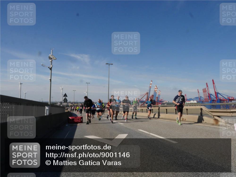 03.10.2025 - Köhlbrandbrückenlauf Matties Gatica Varas http://msf.ph/oto/9001146 03.10.2025 12:54:21 Position 2  meine-sportfotos.de