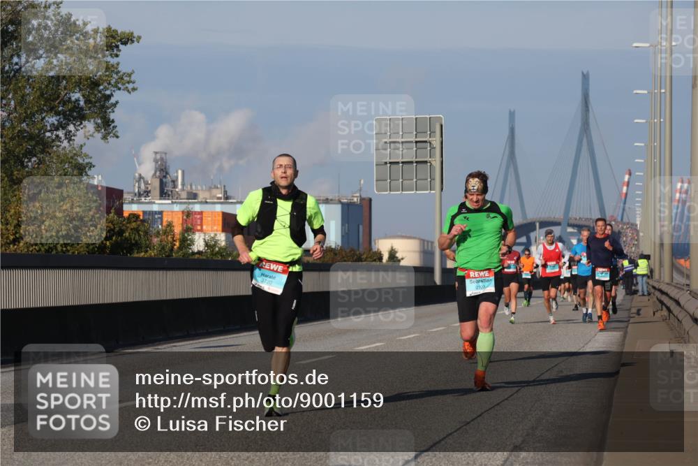 03.10.2025 - Köhlbrandbrückenlauf Luisa Fischer http://msf.ph/oto/9001159 03.10.2025 10:43:09 Position 3 3720, 2703 meine-sportfotos.de