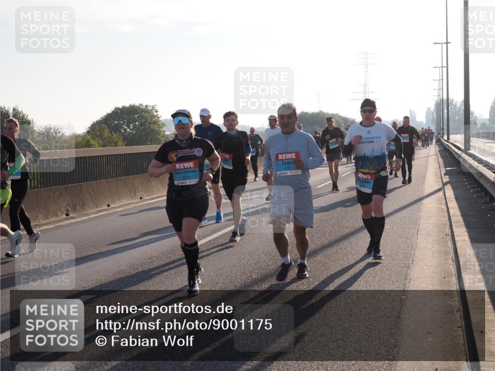 03.10.2025 - Köhlbrandbrückenlauf Fabian Wolf http://msf.ph/oto/9001175 03.10.2025 09:17:27 Position 3 3011, 3542 meine-sportfotos.de
