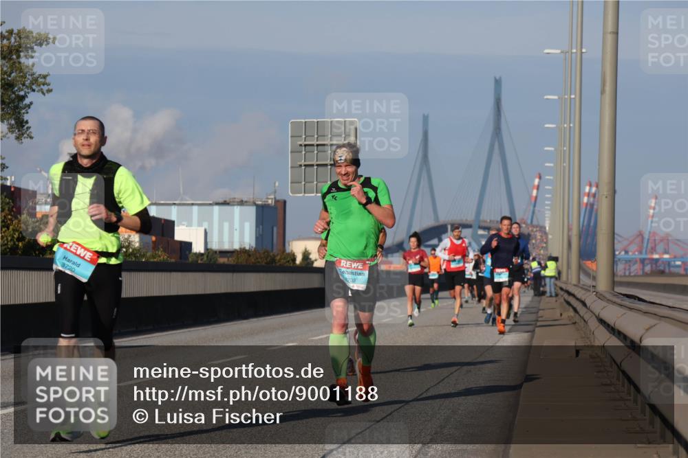 03.10.2025 - Köhlbrandbrückenlauf Luisa Fischer http://msf.ph/oto/9001188 03.10.2025 10:43:10 Position 3 3720, 703 meine-sportfotos.de