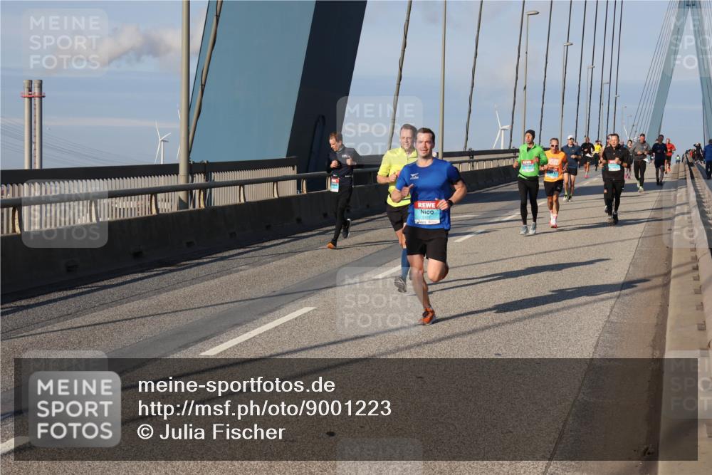 03.10.2025 - Köhlbrandbrückenlauf Julia Fischer http://msf.ph/oto/9001223 03.10.2025 09:37:58 Position 2 3181 meine-sportfotos.de