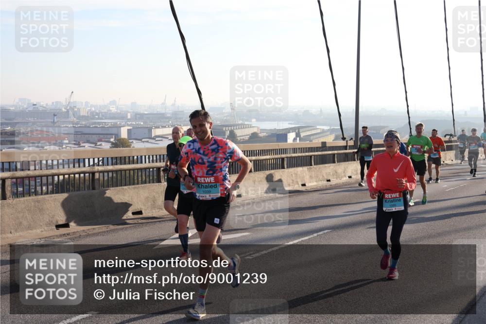 03.10.2025 - Köhlbrandbrückenlauf Julia Fischer http://msf.ph/oto/9001239 03.10.2025 09:23:35 Position 1 1039, 1595 meine-sportfotos.de
