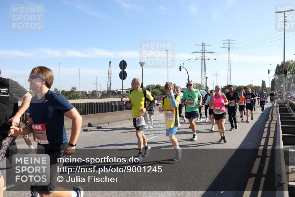 03.10.2025 - Köhlbrandbrückenlauf Julia Fischer http://msf.ph/oto/9001245 03.10.2025 12:17:07 Position 3 738 meine-sportfotos.de
