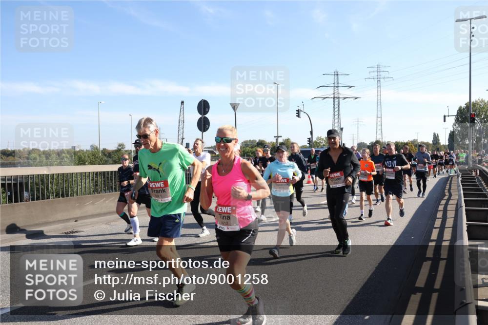03.10.2025 - Köhlbrandbrückenlauf Julia Fischer http://msf.ph/oto/9001258 03.10.2025 12:17:09 Position 3 4612 meine-sportfotos.de