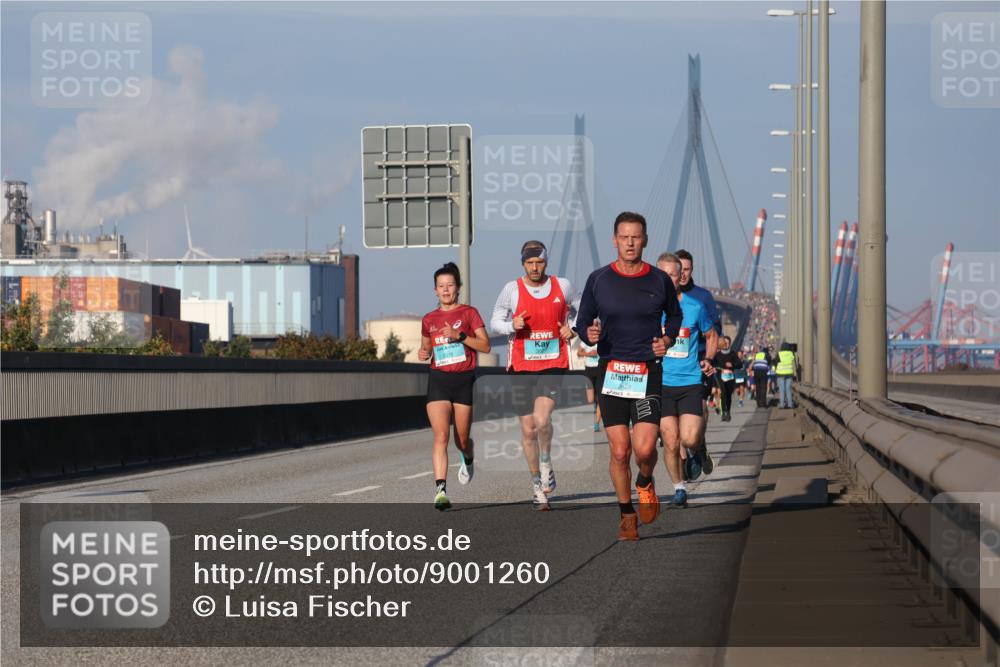 03.10.2025 - Köhlbrandbrückenlauf Luisa Fischer http://msf.ph/oto/9001260 03.10.2025 10:43:15 Position 3 0 meine-sportfotos.de