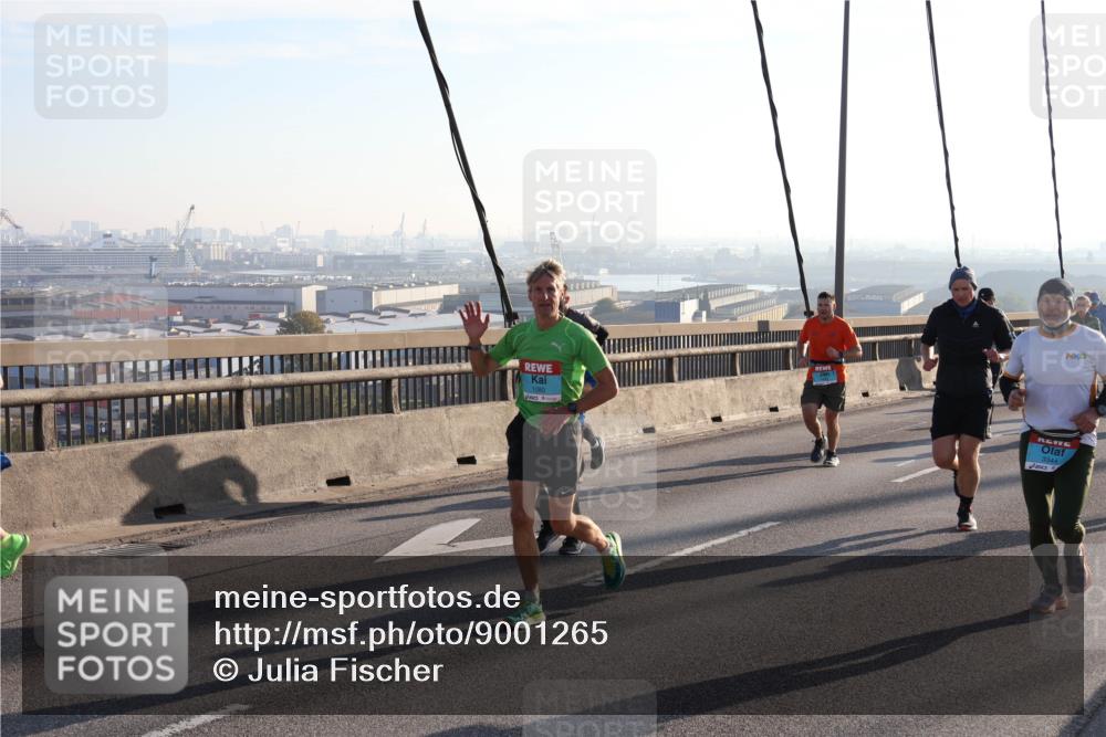 03.10.2025 - Köhlbrandbrückenlauf Julia Fischer http://msf.ph/oto/9001265 03.10.2025 09:23:37 Position 1 1080, 3344 meine-sportfotos.de