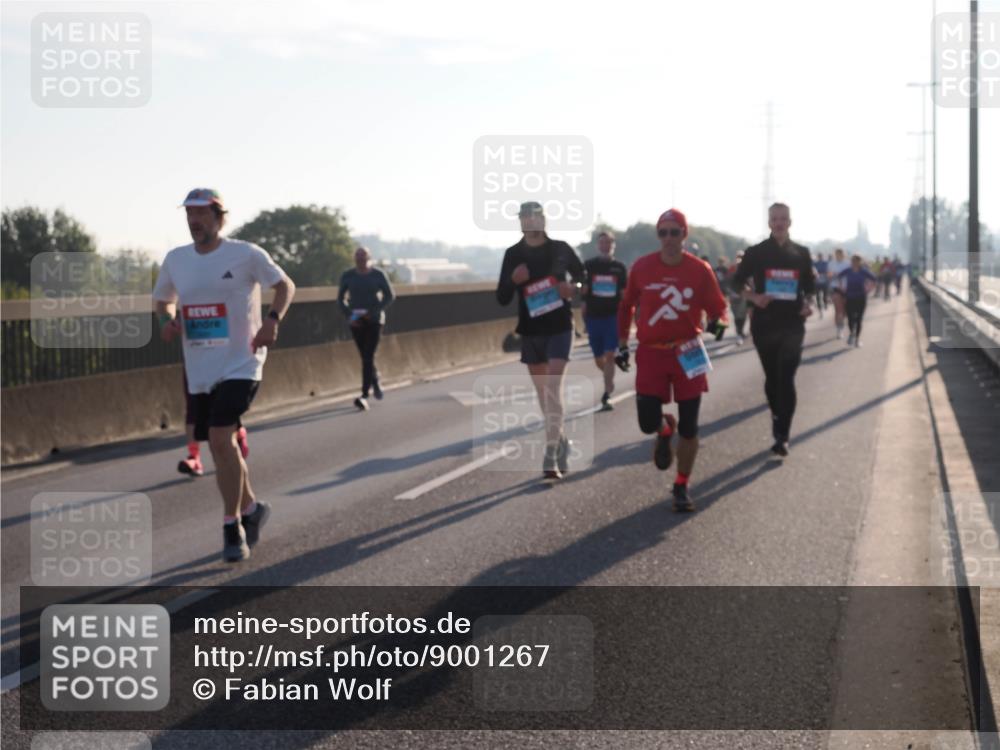 03.10.2025 - Köhlbrandbrückenlauf Fabian Wolf http://msf.ph/oto/9001267 03.10.2025 09:17:30 Position 3  meine-sportfotos.de