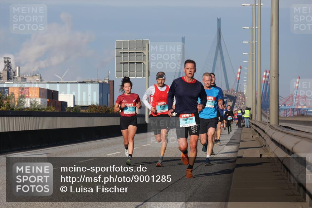 03.10.2025 - Köhlbrandbrückenlauf Luisa Fischer http://msf.ph/oto/9001285 03.10.2025 10:43:16 Position 3  meine-sportfotos.de