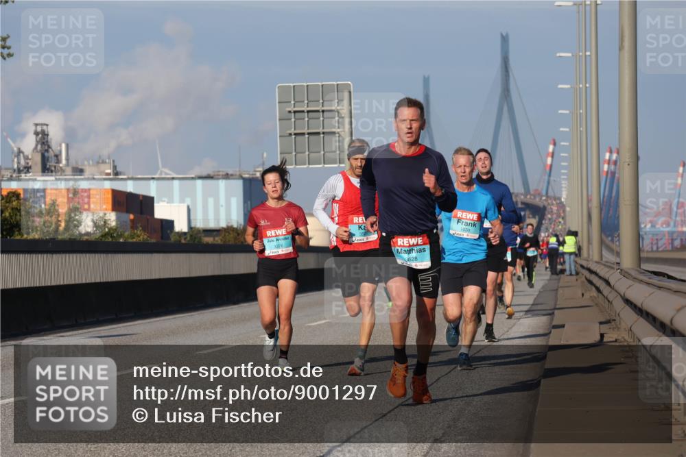 03.10.2025 - Köhlbrandbrückenlauf Luisa Fischer http://msf.ph/oto/9001297 03.10.2025 10:43:17 Position 3 3376, 1030, 3628 meine-sportfotos.de