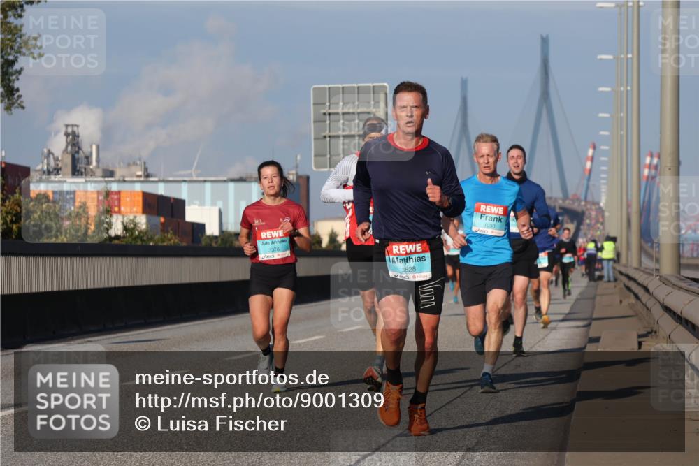 03.10.2025 - Köhlbrandbrückenlauf Luisa Fischer http://msf.ph/oto/9001309 03.10.2025 10:43:18 Position 3 3376, 3628, 1030 meine-sportfotos.de