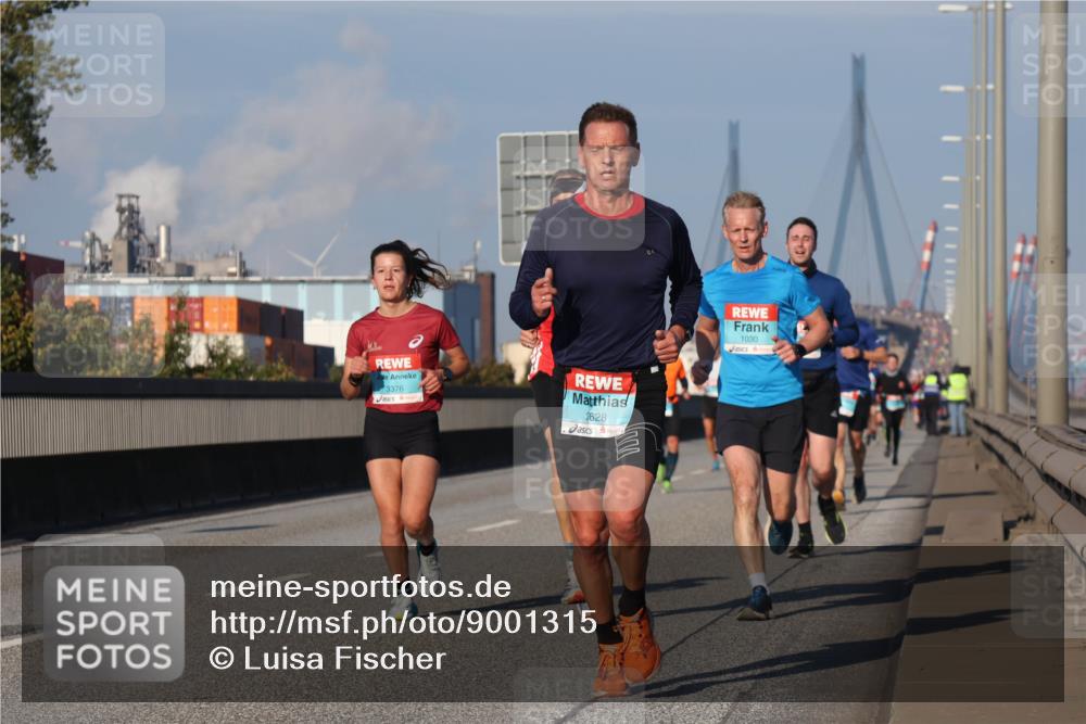 03.10.2025 - Köhlbrandbrückenlauf Luisa Fischer http://msf.ph/oto/9001315 03.10.2025 10:43:18 Position 3 3376, 3628, 1030 meine-sportfotos.de