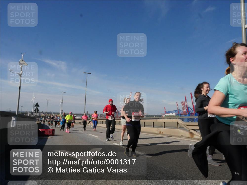 03.10.2025 - Köhlbrandbrückenlauf Matties Gatica Varas http://msf.ph/oto/9001317 03.10.2025 12:54:32 Position 2  meine-sportfotos.de