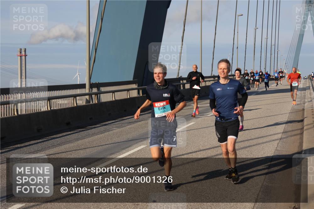 03.10.2025 - Köhlbrandbrückenlauf Julia Fischer http://msf.ph/oto/9001326 03.10.2025 09:38:09 Position 2 3143 meine-sportfotos.de