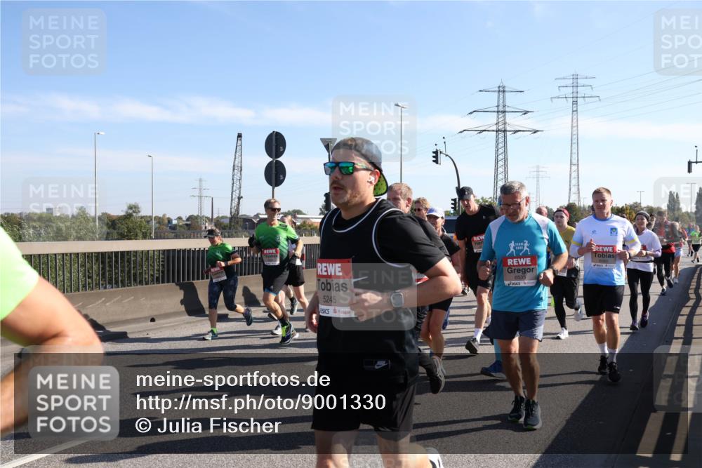 03.10.2025 - Köhlbrandbrückenlauf Julia Fischer http://msf.ph/oto/9001330 03.10.2025 12:17:19 Position 3 5245, 6535 meine-sportfotos.de