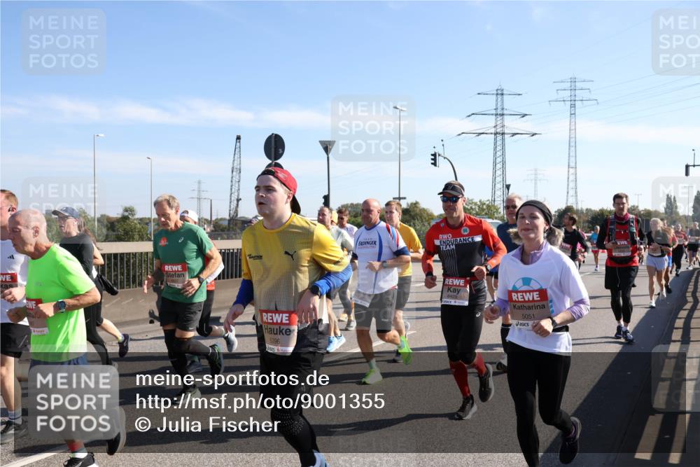 03.10.2025 - Köhlbrandbrückenlauf Julia Fischer http://msf.ph/oto/9001355 03.10.2025 12:17:22 Position 3 5396, 6428, 5051 meine-sportfotos.de