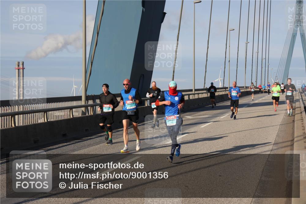 03.10.2025 - Köhlbrandbrückenlauf Julia Fischer http://msf.ph/oto/9001356 03.10.2025 09:38:20 Position 2  meine-sportfotos.de