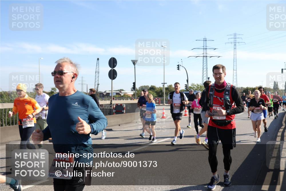 03.10.2025 - Köhlbrandbrückenlauf Julia Fischer http://msf.ph/oto/9001373 03.10.2025 12:17:24 Position 3 4656, 5520 meine-sportfotos.de