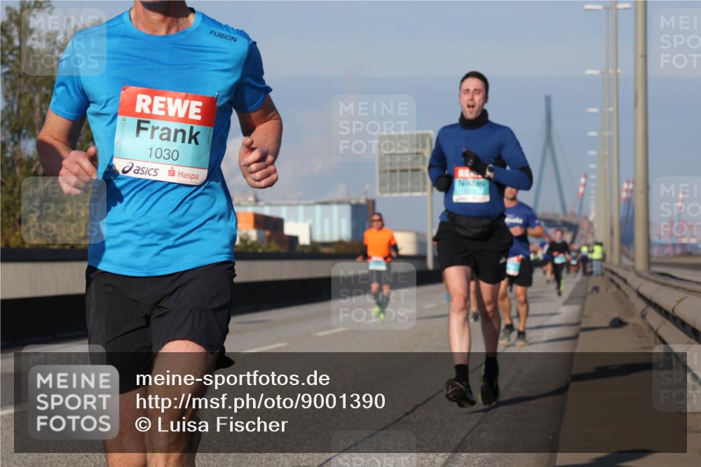 03.10.2025 - Köhlbrandbrückenlauf Luisa Fischer http://msf.ph/oto/9001390 03.10.2025 10:43:22 Position 3 1030 meine-sportfotos.de